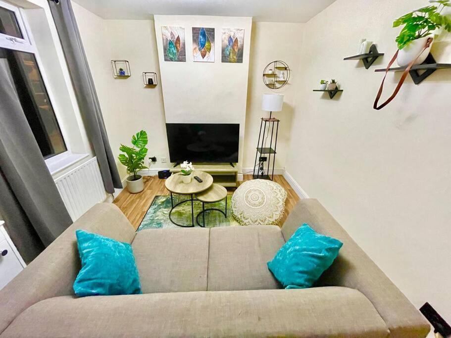 Charter House With Good Wifi Apartment ชาแธม ภายนอก รูปภาพ