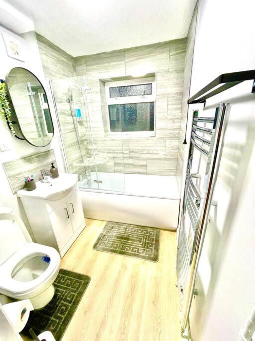 Charter House With Good Wifi Apartment ชาแธม ภายนอก รูปภาพ