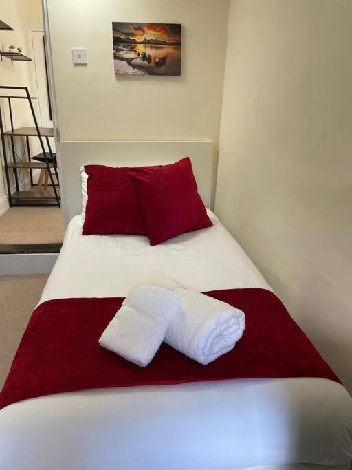 Charter House With Good Wifi Apartment ชาแธม ภายนอก รูปภาพ